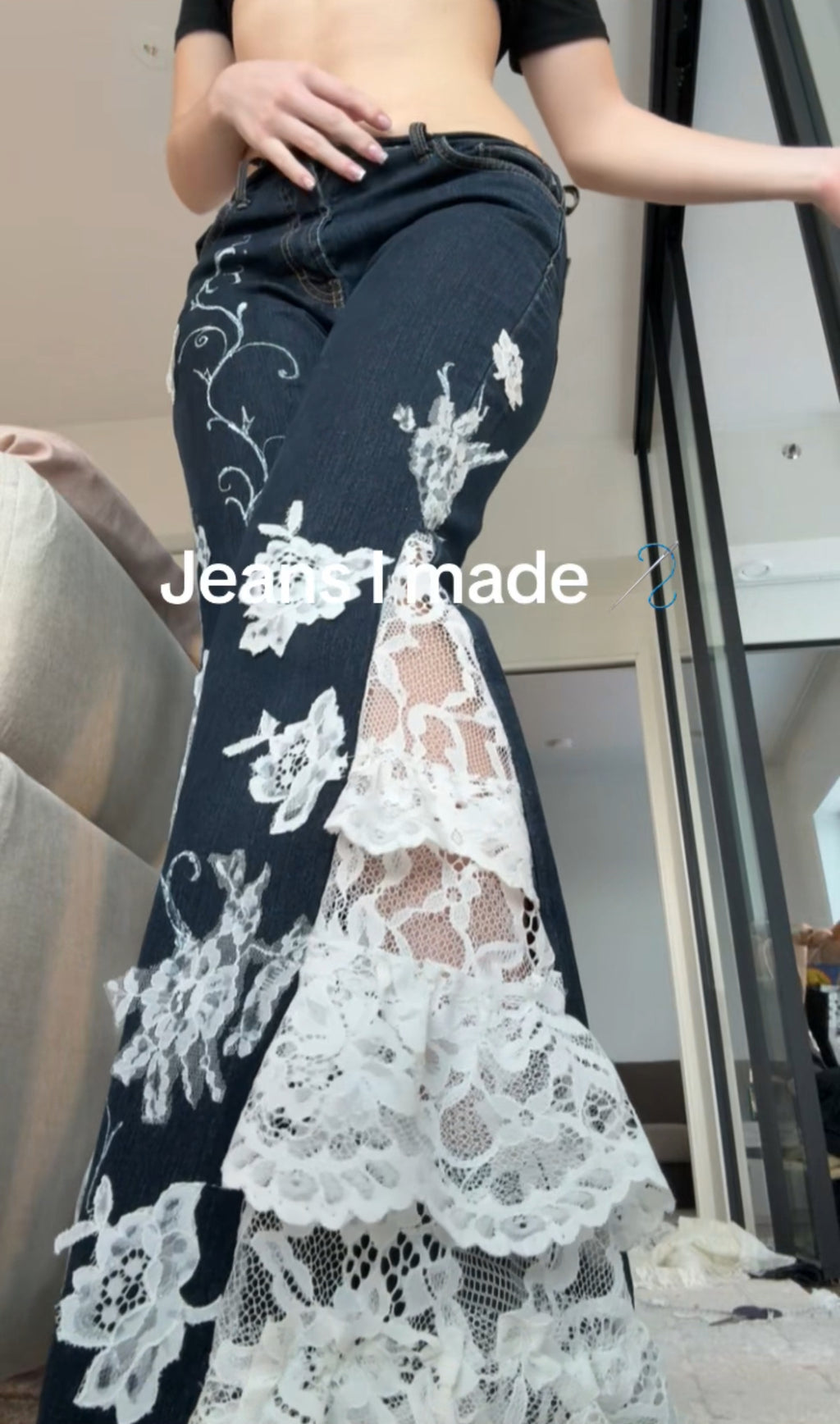 Complex Lace design jeans